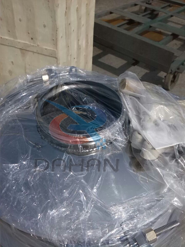 全不銹鋼振動篩分機(jī)進(jìn)料口